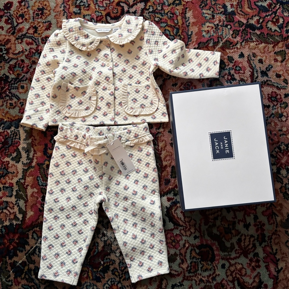 Janie and jack set